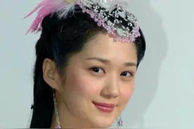 张娜拉被催婚，曾标榜秋瓷炫和于晓光，直言想嫁内地艺人图片