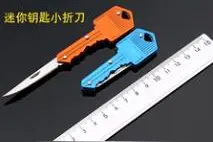 防身：女孩子包中必备的防身用品汇总图片
