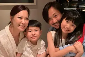基因太强大，郑中基儿女和父亲如复制粘贴，浪子回头也是为他们？图片