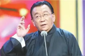 侯耀华不会说相声？被师胜杰揭底，郭德纲直言十块钱都不值图片