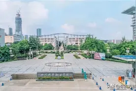 四川城市职业学院校园风光图片