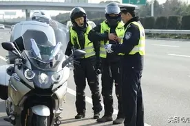 你的摩托车能不能上高速，就看是否满足几个条件！图片