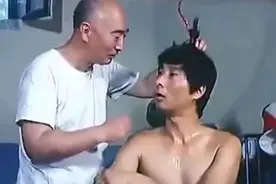 有种“撞脸”叫陈佩斯一家，祖孙3代共用一张脸，还好避开了孙女图片