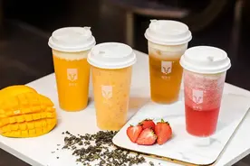 23岁创始人在南京东路卖奶茶，开店半年增长200倍日销1w杯图片
