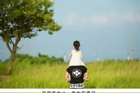 养女儿，为什么爸爸要更努力？忍不住转给老公看图片