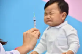 为什么小时候打针在屁股上，长大却打胳膊？网友：现在还是很害怕图片