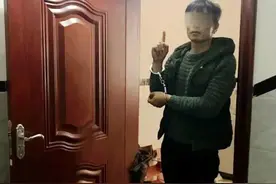 女生醉酒回家遭隔壁邻居强奸，当晚男朋友只把她送到了一楼图片