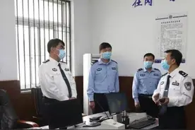 王会奇同志实地督导检查中秋安保工作图片