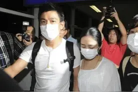 看了朱丽倩的旧照，才明白刘德华为何连“第一美女”关之琳都不要图片