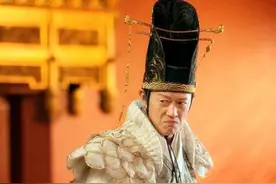 太监能当到魏忠贤这个份上，已经是前无古人了，他就差当上皇帝了图片