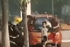 以头挡刀！男子挟持6岁儿子，广西籍消防员刀下救人被连砍3刀图片