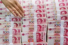 前三套人民币上为何都没有毛主席像？人民币五次“换装”幕后轶事图片