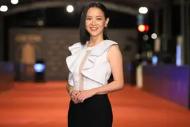 金钟奖现场槽点多：女星走错位置被当场骂，40岁男星穿裙子热舞图片