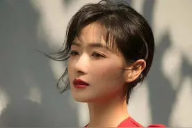 越简单的女人，越容易被喜欢，真正简单的女人，都具有四个闪光点图片