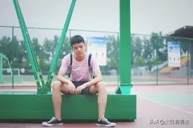 小鲜肉最早是2014年中国粉丝对韩国男性明星的称呼图片