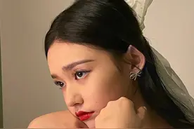 林允近期爆照让人太意外了！她这算成功触底反弹了吗？图片