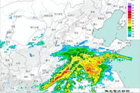 雪飑线突袭河南郑州，当地网友听到巨响！分析：是雷声，是好事图片