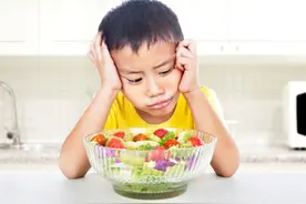 容易积食的孩子不能吃蛋黄吗？若不想孩子输在身高上，2物请少吃图片