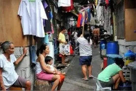 被韩国“欧巴”抛弃的菲律宾女性：短暂风流后，留下3万无父混血图片