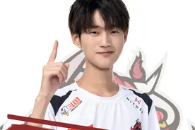 MingMing一发入魂，NewHappy一骑绝尘，17沦为他人第五鸡的背景板图片