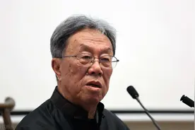 毛主席五谈王蒙《组织部新来的青年人》图片