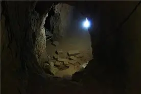 河南75岁老人挖通屋内宋代古地道 能连接村庄每家每户图片