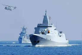 055编队逼近美国本土，美军先高调宣传，又迅速删帖的原因找到了图片