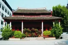 广东梅州：大觉寺广场（宋朝古凤仪宅院故址）图片