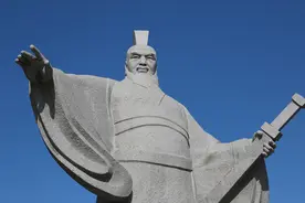 真实历史中，赤壁之战是一场旗鼓相当、不相上下的战争图片