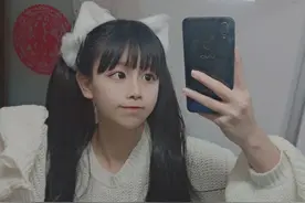 为什么绑着双马尾出去玩，很多男生都会故意看你一眼?图片