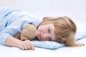 “糟糕的两岁”有多糟糕？孩子哭闹父母头疼，4招轻松解决难题图片