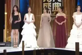 欢乐颂新五美同台，张佳宁站C位江疏影站角落惹争议，身材都超好图片