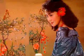 《围城》：富家千金下嫁“矮矬穷”，她对感情的算计，细思极恐图片