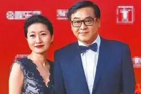 说好一起丁克，你却背着我生娃，尔冬升与前妻约定丁克，转身生女图片