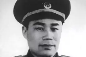 69年，许世友对主席说：当年那个王疯子，他如今的日子很不好过图片