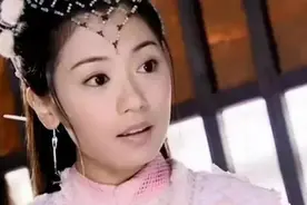 “不老女神”贾静雯的黑红上位史，和她背后的5个男人图片