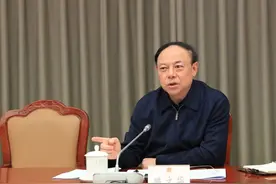 【要闻】四川加快红色资源保护传承立法 陈文华主持召开立法调研交流座谈会图片