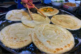 就特想来一份鸡蛋灌饼，早年间先煎后烤的那种最地道图片