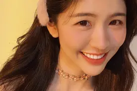 小说：我老婆的闺蜜？图片