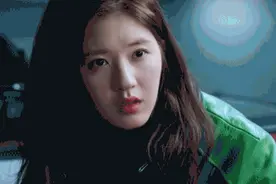 赵露思是什么神仙女孩 选的手机壳也太可爱了吧图片
