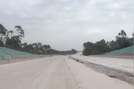 北海唯一一条在建的新建高速公路，只有11.7公里，计划今年建成图片