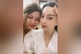 范冰冰39岁生日，卜柯文晒与范冰冰合照，两人手捧鲜花好甜蜜图片