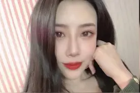 小说：孤男寡女共处一室图片