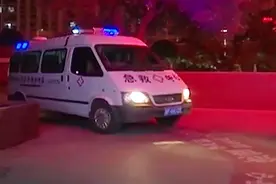 游客在越南旅游时，突发急性心肌梗死，中越边境上演生命接力视频封面