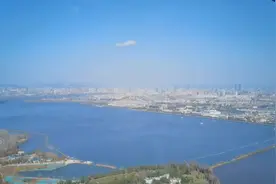 昆明全景，海市蜃楼般的美丽存在！海陆空一日玩转昆明全景攻略图片