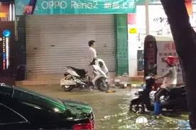 防城港发生内涝，2人倒地身亡，这些危险行为，你可要警惕了！图片