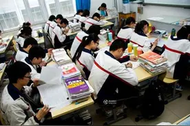 “中考分配生”揭示升学潜规则，优等生考不上，学渣却能逆袭？图片