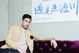 高以翔去世一周年，63岁音乐人替娇妻拜祭偶像，在墓前意外身亡图片