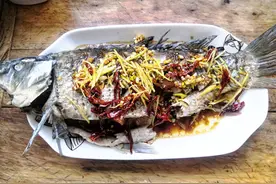 家庭版懒人蒜爆鱼，肉质鲜嫩好吃，操作零失败图片