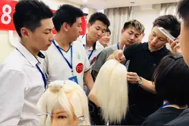既是老师，又是师傅———职教院校里的资深大拿图片